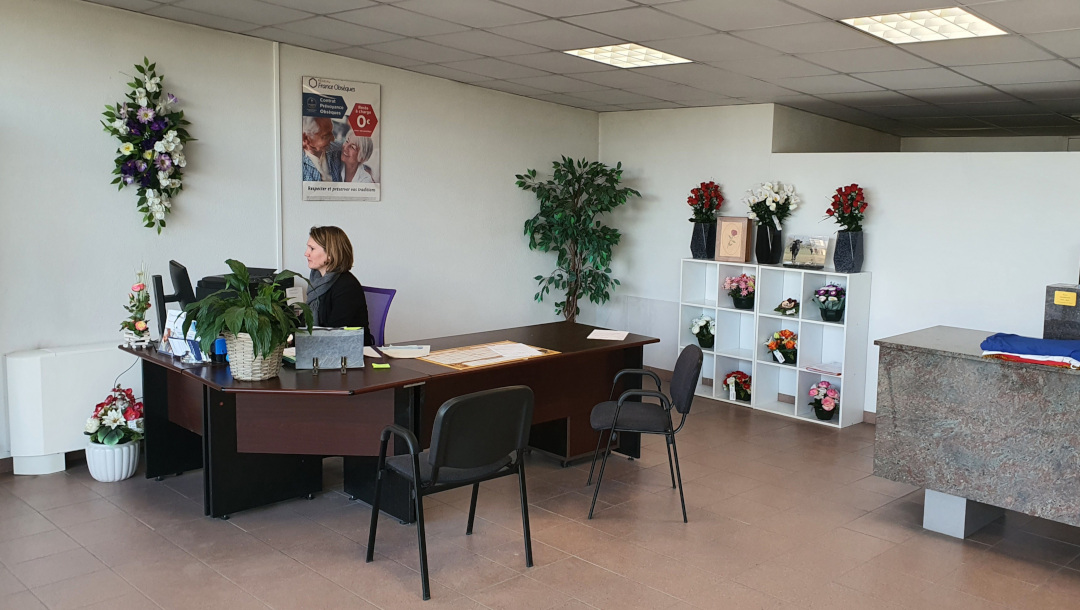 France-Obseques-Pompes-funebres-Sala-bureau