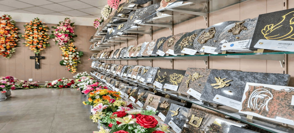Plaques funéraires agence de pompes funèbres TOYOS à Alès